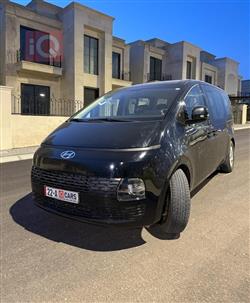 هيونداي ستاريا